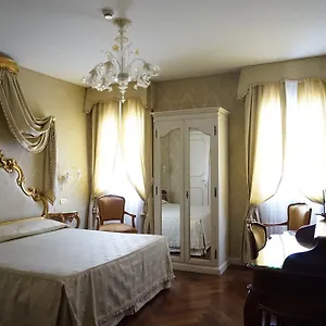 https://la-locanda-di-orsaria.hotelslidodijesolo.com