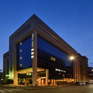 Hotel Scandinavia, Mediolan