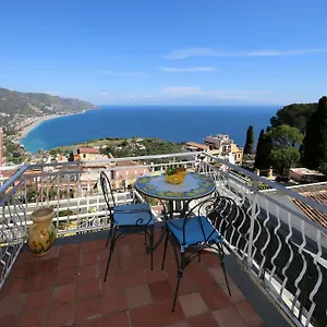 Wonderful View Apartment Taormina